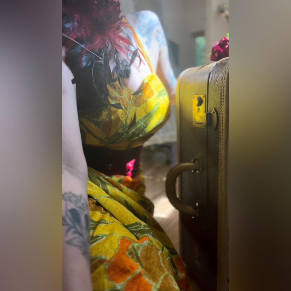 1950’s 1960’s vintage batik sarong pinup dress by Sun Fashions of Hawaii